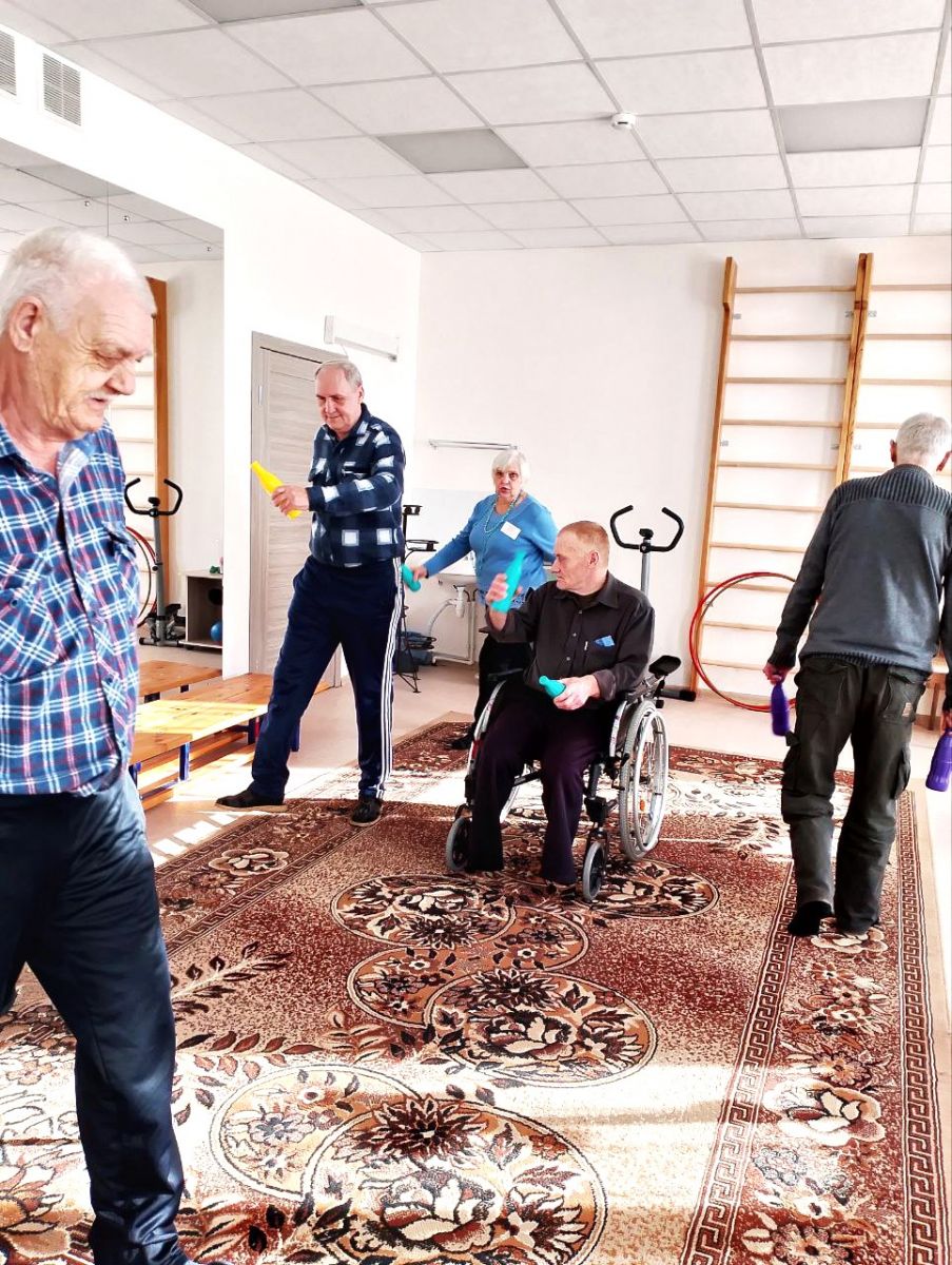 Занятие в кабинете ЛФК